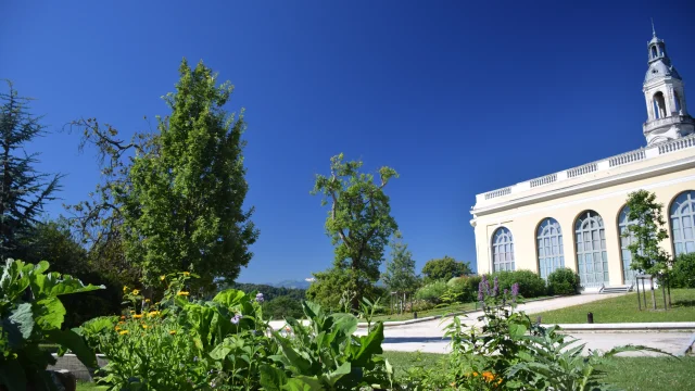 Beaumont Park and Palace - Pau