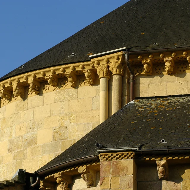Catedral Chevet Lescar Modillons Pau Pyrenees Tourisme 1