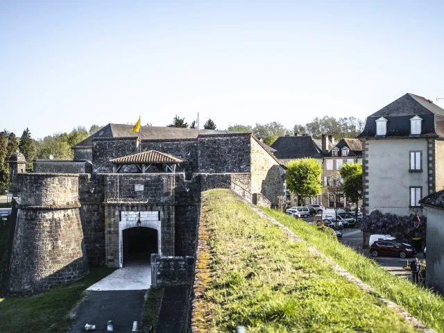Navarrenx Porte Saint Antoine Pays De Bearn Adrien Basse Cathalinat