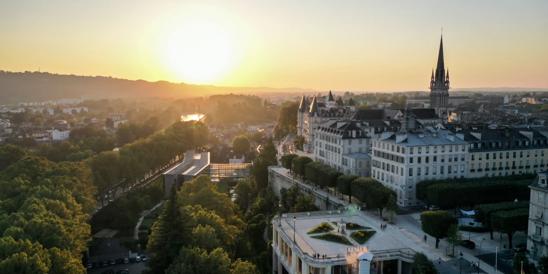 Boulevard des Pyrénées - Pau
