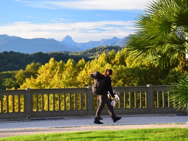 Randonneurs Sur Le Boulevard Des Pyrenees