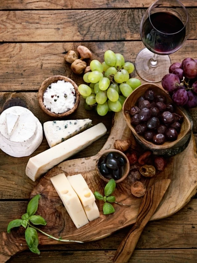 Planche Et Bar A Vins Pau