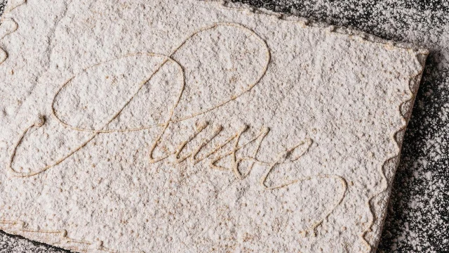 Gateau Russe Saupoudrage Patisserie Artigarrede