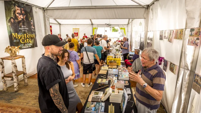 Les Mystères de la cité - Lescar