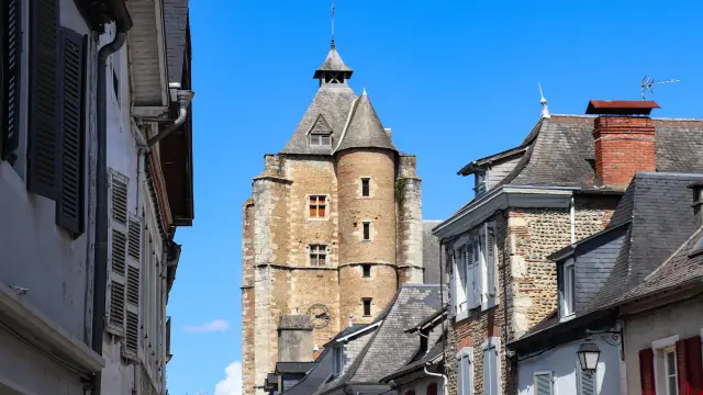 Bourg De Monein Vista Iglesia Saint Girons Ot Coeur De Bearn