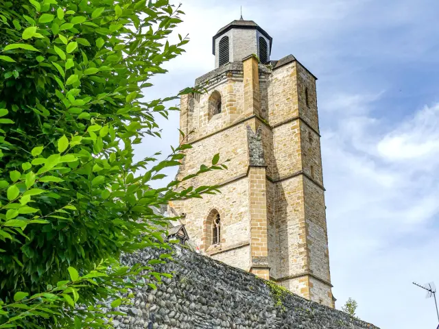 Eglise Saint Vincent Nay Credit Ot Pays De Nay