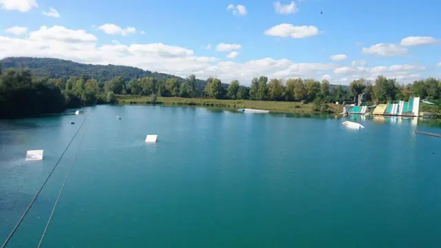Salto acuático O Kiri