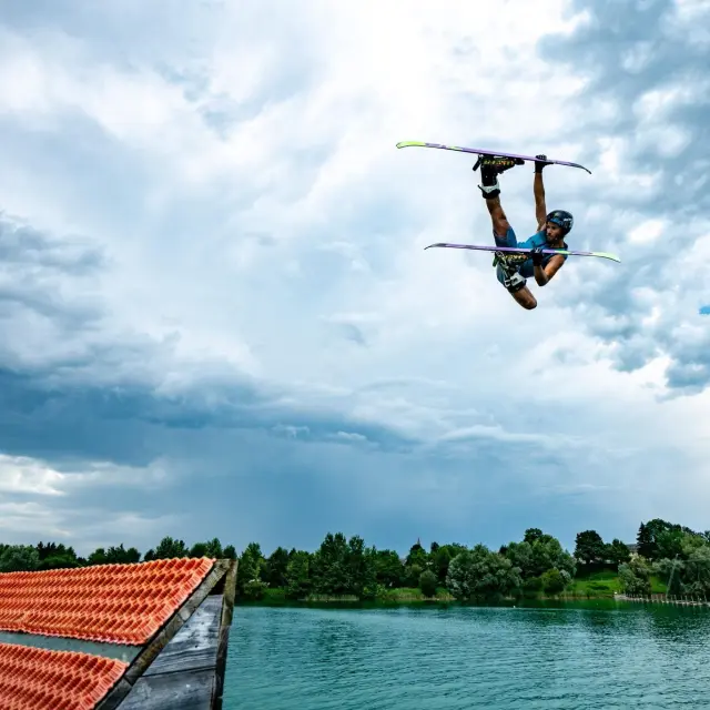 O Kiri Water Ski Lift
