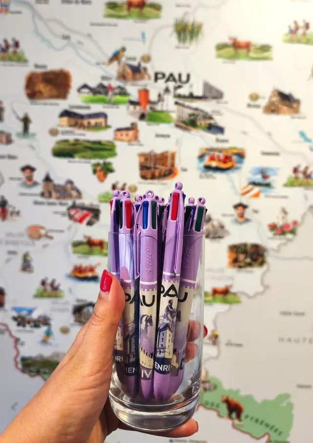 04 Four-Colour Pens – Pau Pyrenees Tourism